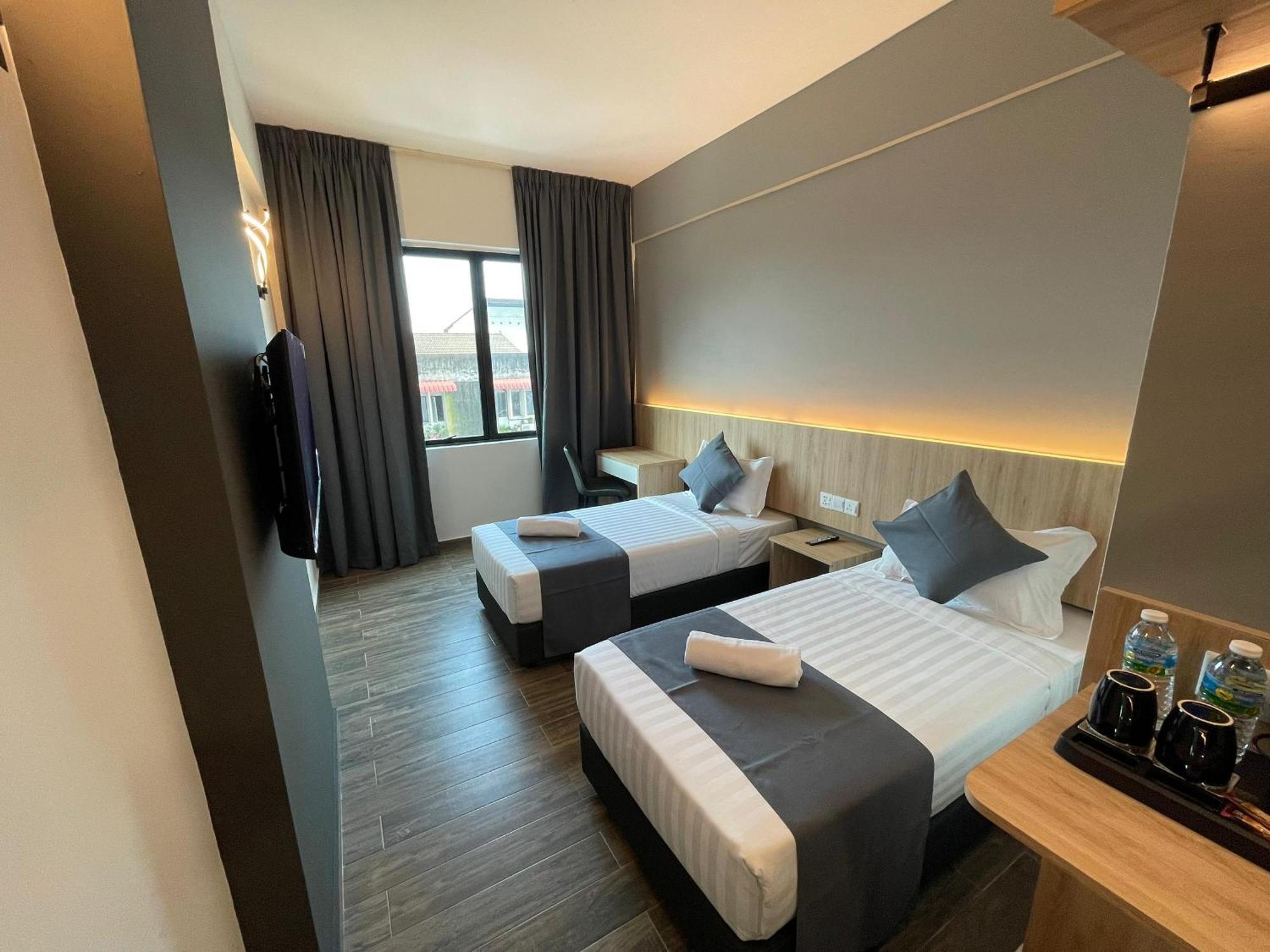 Dj Citi Plaza Hotel & Suites Kuala Terengganu Ngoại thất bức ảnh